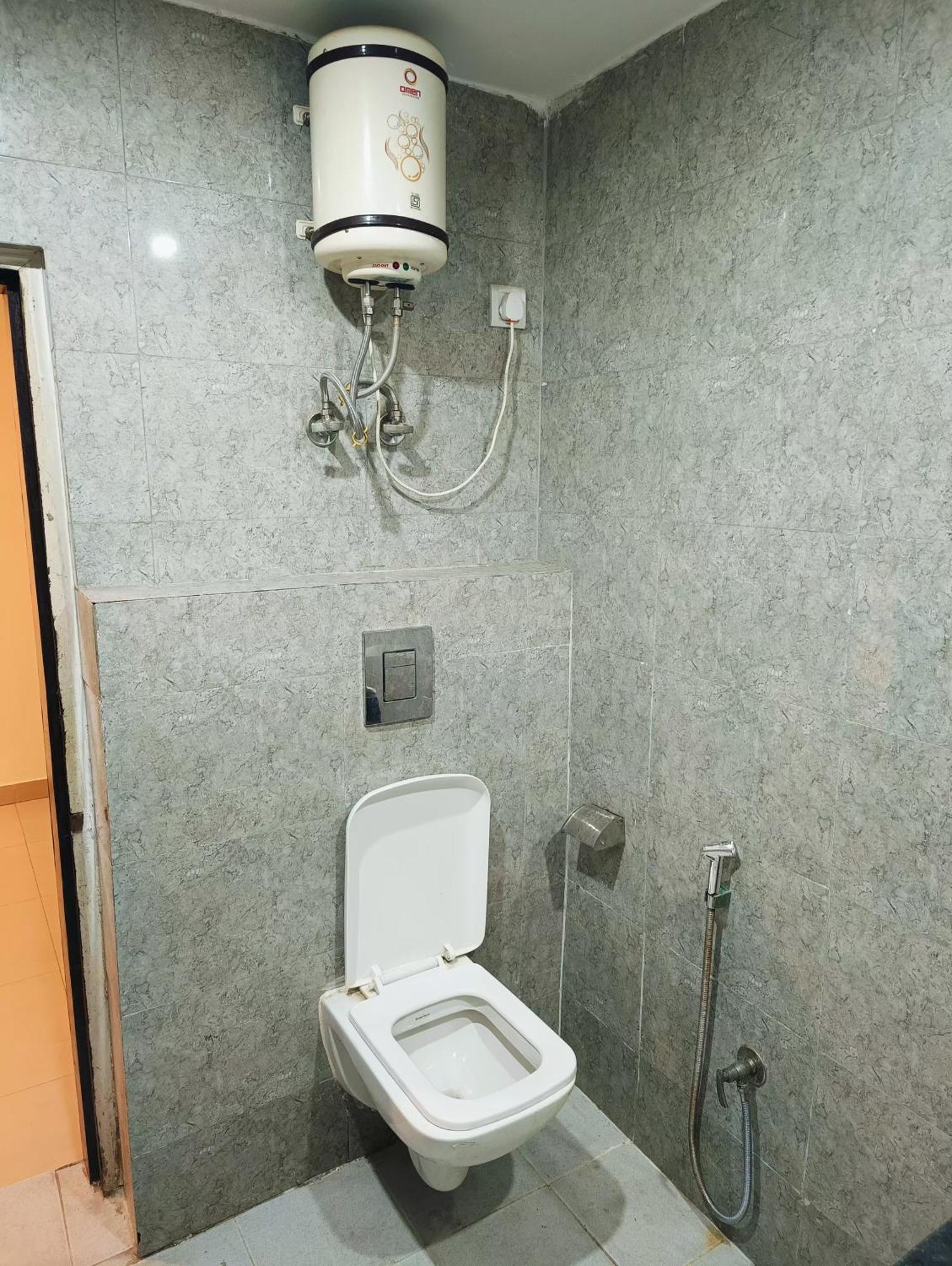 Airport Samara Inn Нью-Дели Экстерьер фото